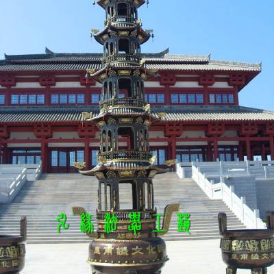 仿古宝鼎 弘缘法器供应仿古铜宝鼎 宝塔厂家