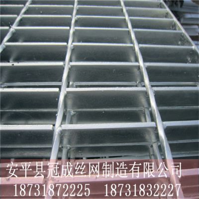热镀锌钢格栅,热浸锌钢格栅网,钢格栅踏步