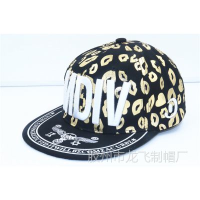 red leather snapback hat/black hat and cap/black and white h