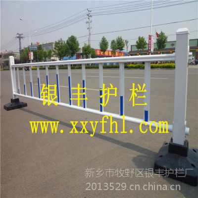 河南郑州栏杆厂家锌合金人行道护栏热镀锌护栏市政公路护栏生产