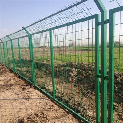 果园围栏网 围墙护栏价格 护栏铁丝网
