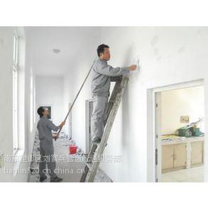 南京卫生间隔断改造贴瓷砖、刮腻子、铲墙皮、刷油漆