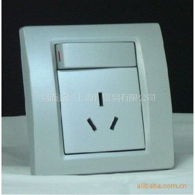 供應(yīng)西門子開關(guān)插座面板【一級(jí)代理】靈動(dòng)銀 一開三孔10