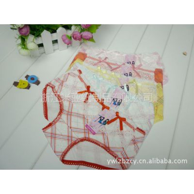 供應(yīng)N19    熱賣新款 日單格子銀絲花邊內(nèi)褲 女士三角棉內(nèi)褲批發(fā)