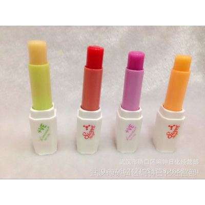 厂价韩奈儿清新淡彩润唇膏 293水果味润唇膏 正品唇膏 热销款唇膏