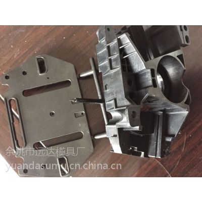 供应汽车塑料配件模具