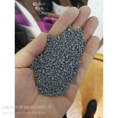 佰思特膨润土活性炭猫砂常规格颗粒 具有 易清理 结团好低粉尘 猫砂生产厂家