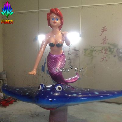 仿真海洋生物玻璃钢雕塑定制 魔鬼鱼与美人鱼海洋主题公园工艺品 海洋风格主题摆件