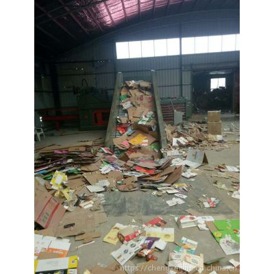 河南郑州宝泰机械低台矿泉水瓶打包机二手转让厂家供应