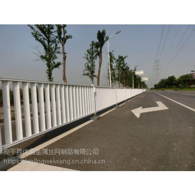 焦作市政公路护栏 优盾中央隔离防护栏