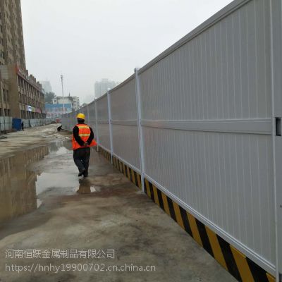 供应安装许昌市政施工彩钢板围挡 工地隔离封闭加厚抗风彩钢瓦围挡