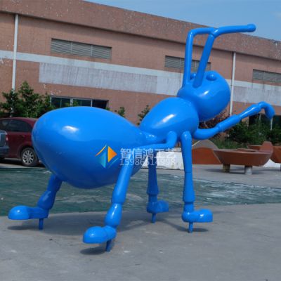 巨型蓝色大蚂蚁户外景观雕塑 玻璃钢园林动物 广场标志性雕塑深圳厂家定制