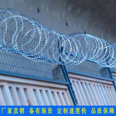 河源框架防护栅栏厂家 铁路防护网定做 阳江场区铁丝围网