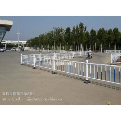 锌钢道路护栏批发-18365636669锌钢道路围栏供应-市政工程护栏厂家-鑫瑞邦