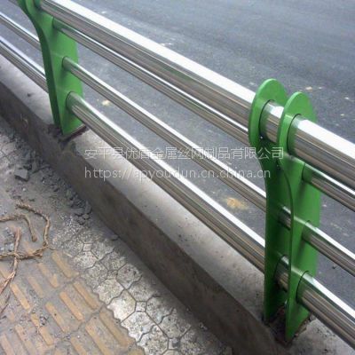 加工定做不锈钢复合管防护栏杆 重庆河道隔离网围栏 不锈钢护栏