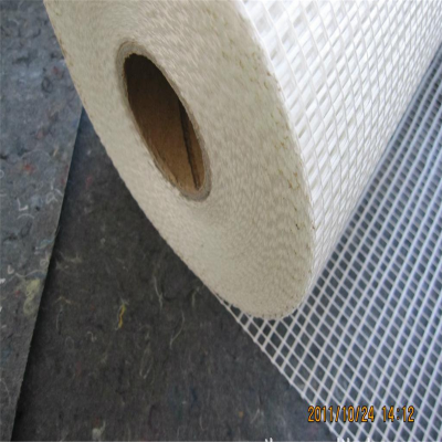 无碱玻璃纤维网格布 防裂网格布 建筑用网电焊网