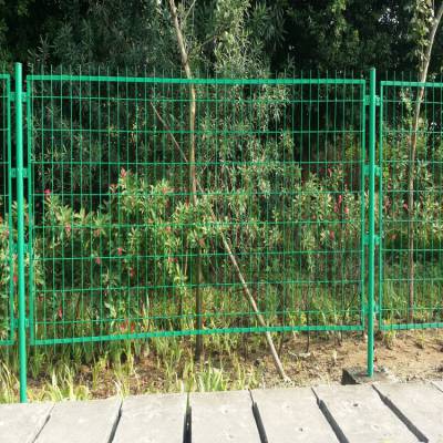 茂名市政公路防爬围栏 路中钢丝网护栏 马路车道分隔护栏网厂家