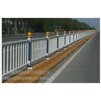 湘潭锌钢围墙栏杆Q235，湘潭京式交通护栏HC，锌钢河道围栏，锌合金道路护栏，