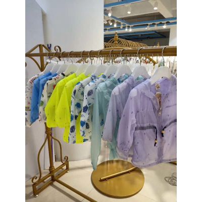 浩衣嘉童装尾货 专柜正品库存童装批发市场纯棉童装