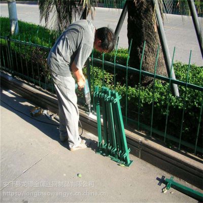 街道绿化带栏杆 市政工程绿化围栏 锌钢栅栏
