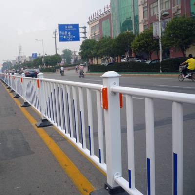 道路中心隔离防撞护栏 60/80/100高市政公路围栏
