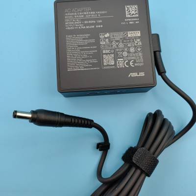 Asus laptop adapter 19V ADP-90LE 8CFW2***05L9