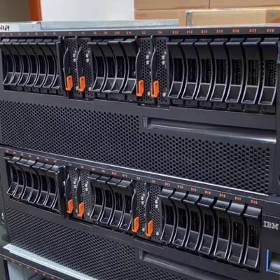 IBM FC5802 12x ͨ I/Oչ10x PCIe  18x SFF м