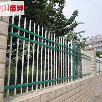 嘉兴锌钢围墙护栏网生产厂工程栅栏学区围栏 帝坤原产地