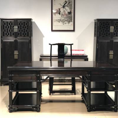 中式红木办公室书房家具种类 紫光檀书桌组合书柜搭配技巧