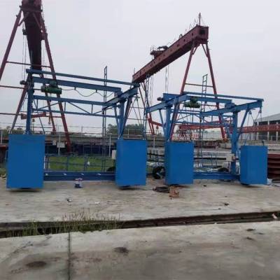 电瓶款防撞墙护栏台车 移动方便安全施工吊篮 高速下水管安装车