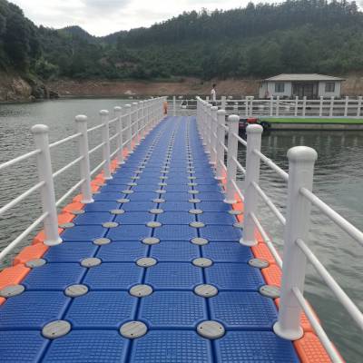 源头定制 水上浮桥栈道 方形浮箱浮筒 蓝色 橙红色多样化浮台