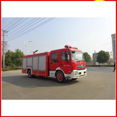 天津东风145改装的6吨水罐消防车外观流畅性能好