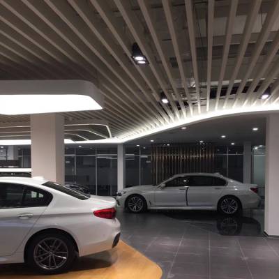 上海汽车店白色铝方通吊顶 60x120吊顶u型铝格栅