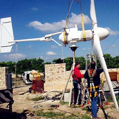 延边珲春市家用风力发电机 10千瓦风力发电机风光互补发电系统