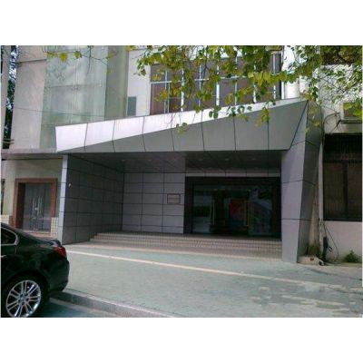 广东厂家直销商业门面店面材料铝单板3.0mm冲孔雕刻镂空铝板