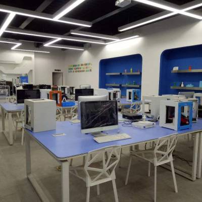 ��СѧSTEAMʵ���ҡ�С��רҵSTEAMʵѵ�ҽ��跽��