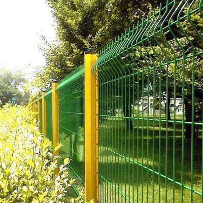 园区金属防护网 绿色金属防护网 Y型柱金属防护网