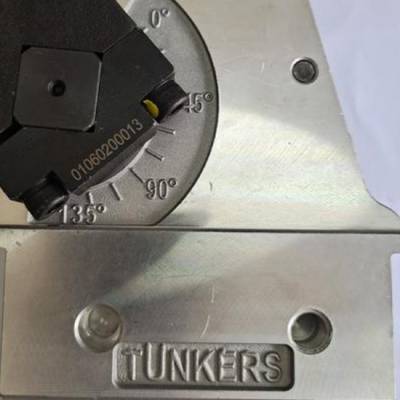 ¹TUNKERS V2 40 Z A10 T12 105