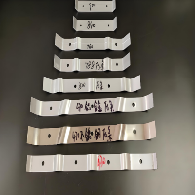 角驰4彩钢瓦铝合金压条 金属屋面板抗风压条 腾达