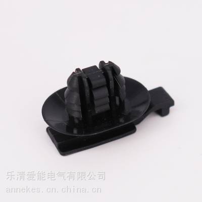 盒装汽车卡扣100PCS塑料卡扣通用型汽车修理包汽车通用塑料卡扣