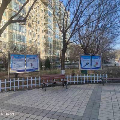 北京丰台区成寿寺订做挂墙不锈钢宣传栏*烤漆宣传栏公示牌