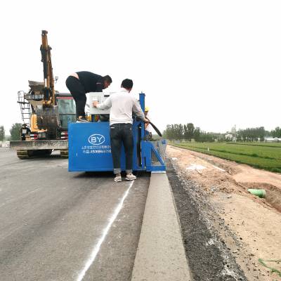 全自动防撞墙成型机 路肩滑膜机 履带式路牙石成形机