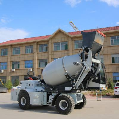 北京自动上料搅拌车视频 宏福自动上料搅拌车 鲁博自动上料搅拌车