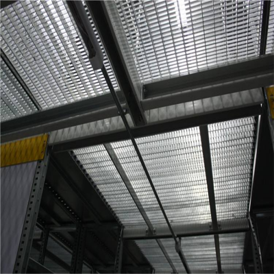钢结构平台热镀锌钢格栅 踏步板楼梯钢格板 排水沟盖板净水处理厂