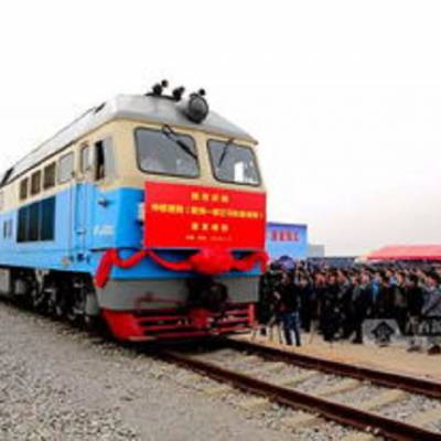 苏州出口散装铁路运输到俄罗斯莫斯科拼箱专列 中俄班列铁路运输