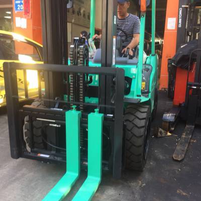 三菱载重1000-3500kg 四轮柴油平衡重式内燃叉车