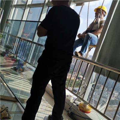 楼梯扶手玻璃安装-广东玻璃-鑫顺艺展玻璃工程