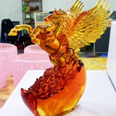 广州飞黄腾达琉璃摆件开业纪念礼品琉璃飞马摆件腾飞支持刻字定制
