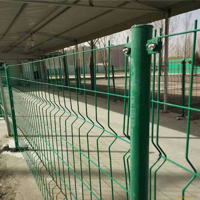 护栏网厂家-铁丝网围栏-云南道路护栏网-厂区隔离网