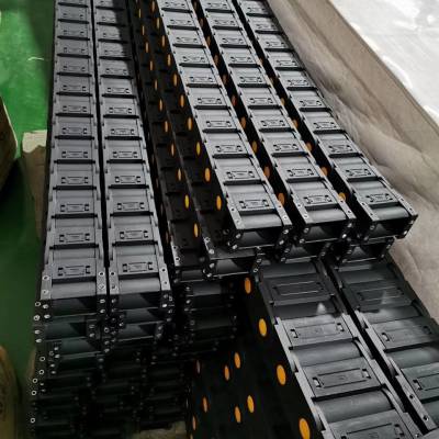 青岛创嘉迪源头工厂VMC850立式加工中心拖链 、塑料、尼龙拖链